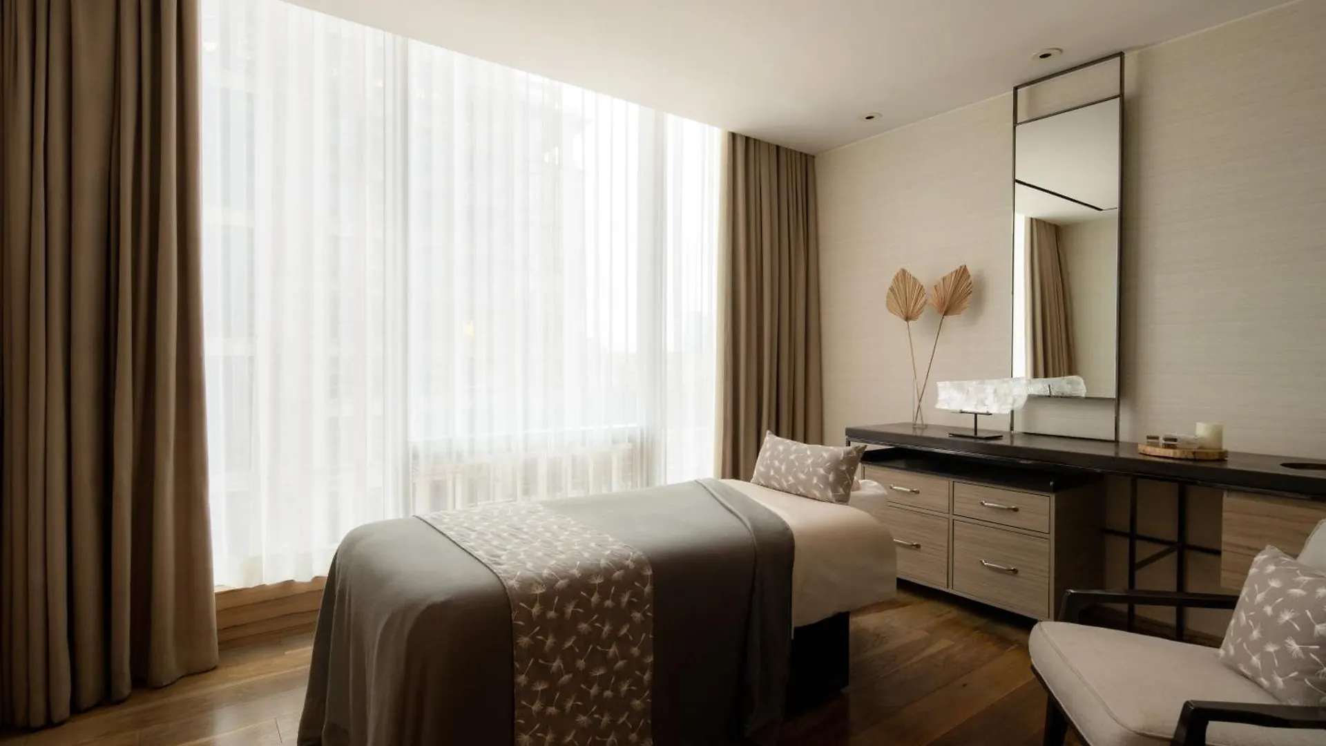 *****  Four Seasons Hotel Toronto Canadá