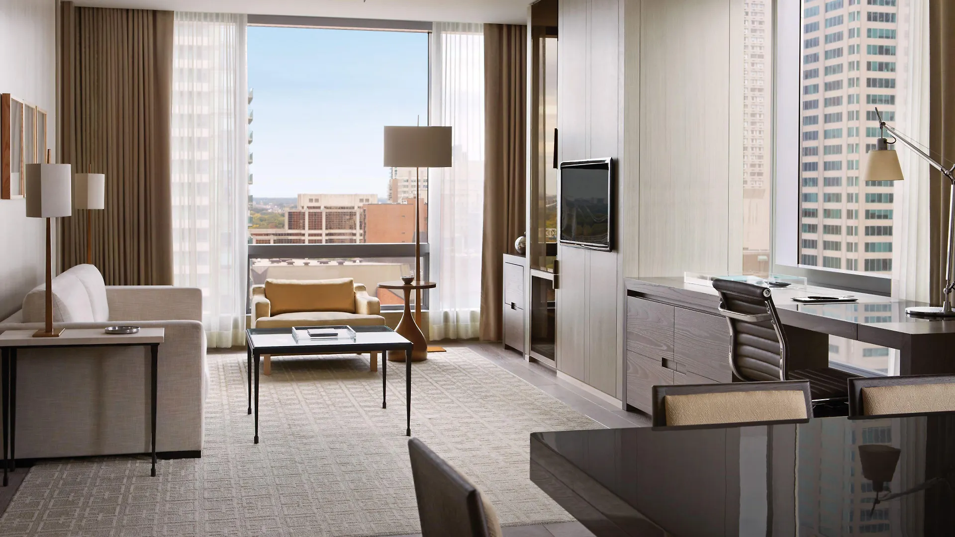 Four Seasons Hotel تورونتو