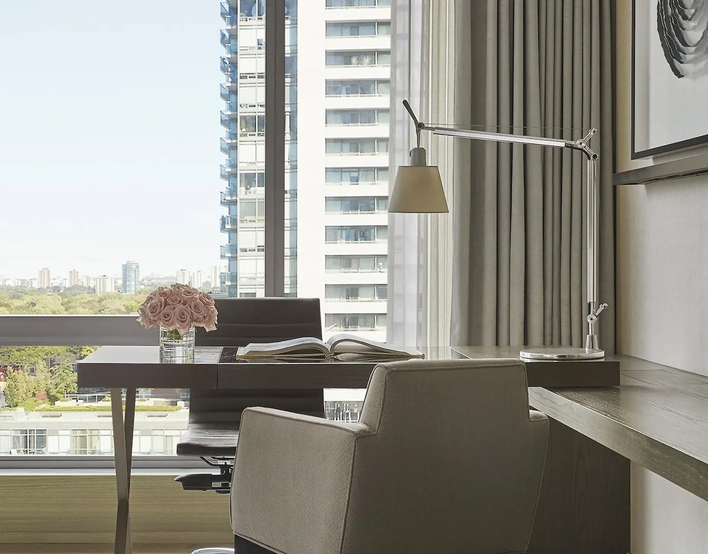 Four Seasons Hotel Toronto 5*,  Canada