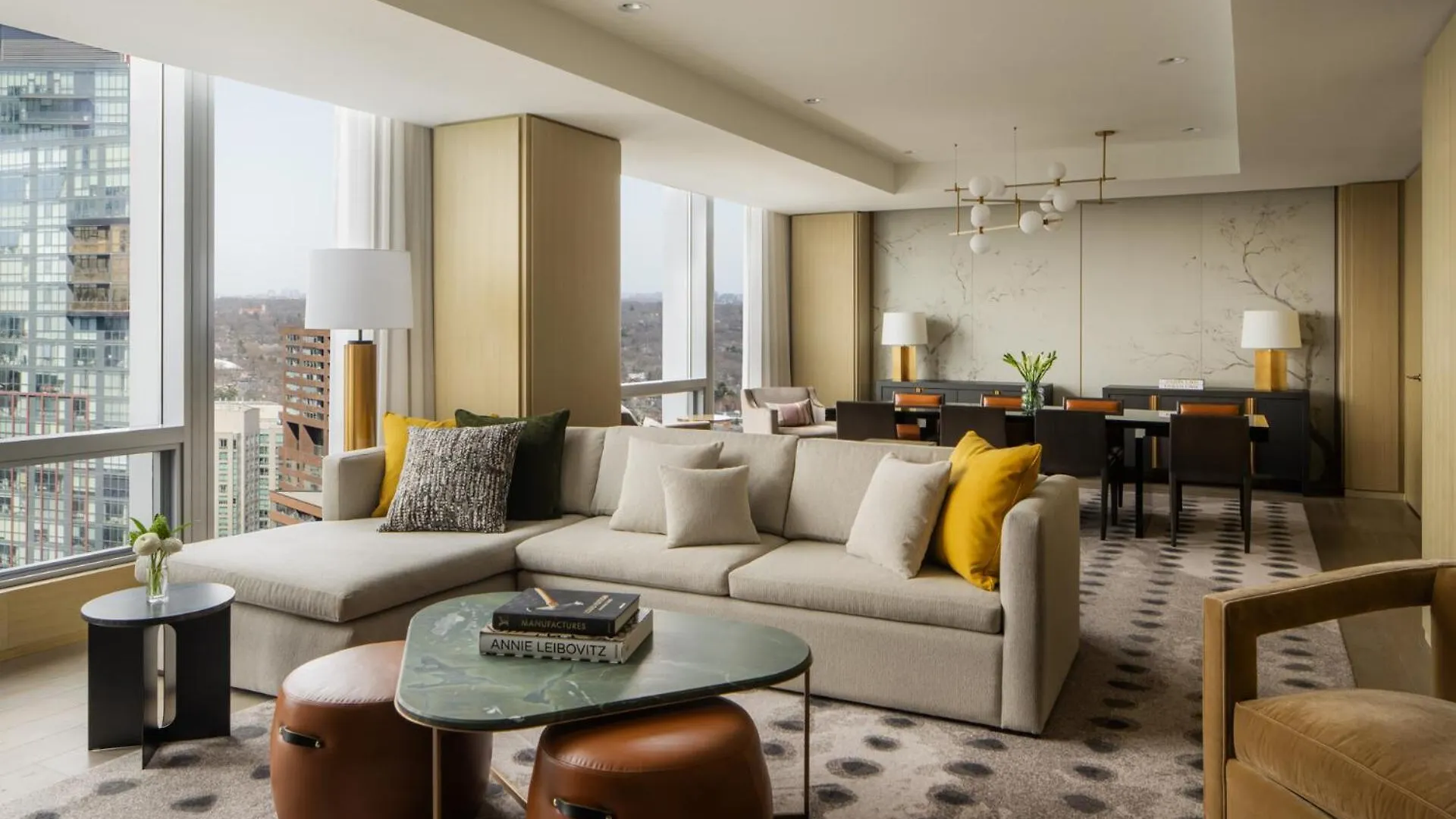 Four Seasons Hotel Toronto 5*,