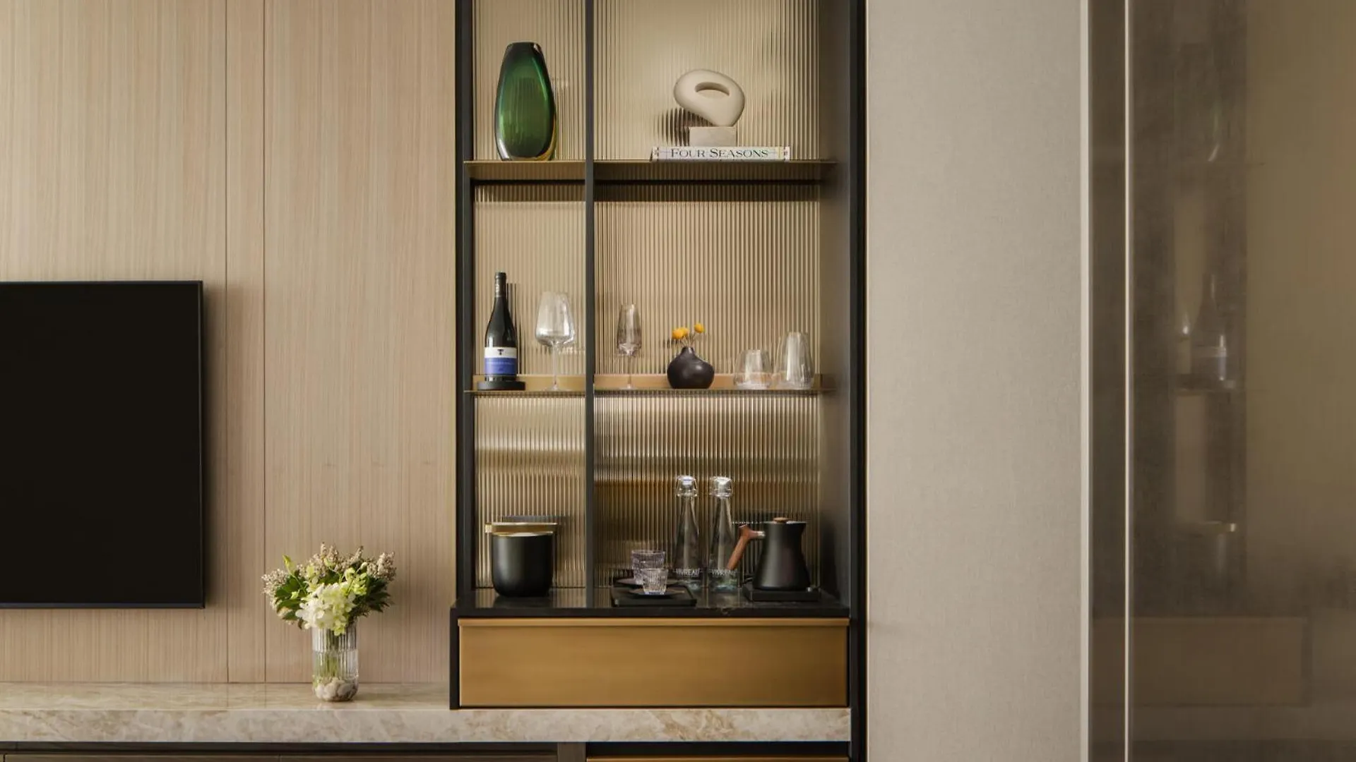 *****  Four Seasons Hotel Toronto Canada