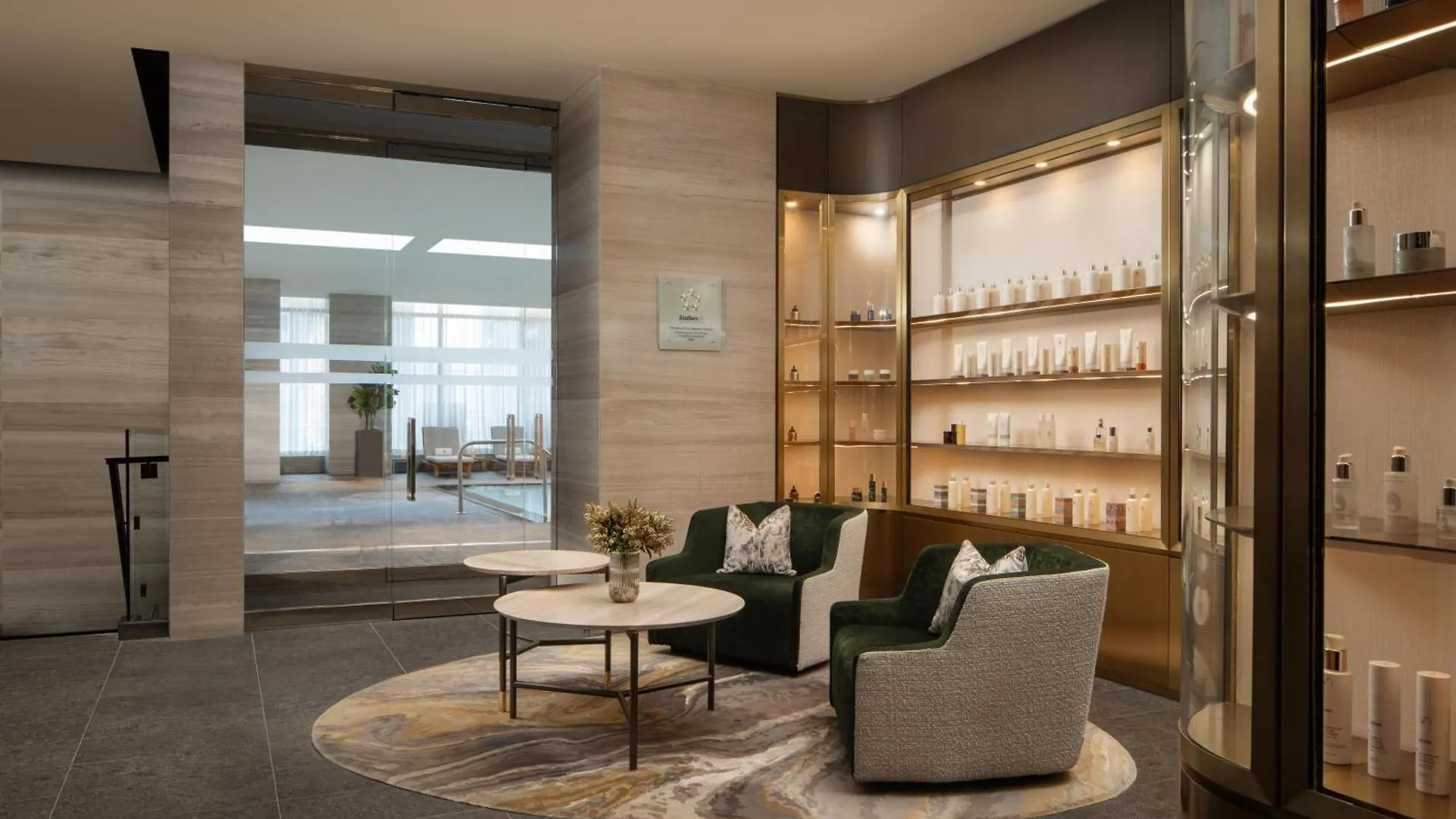*****  Four Seasons Hotel Toronto Canada