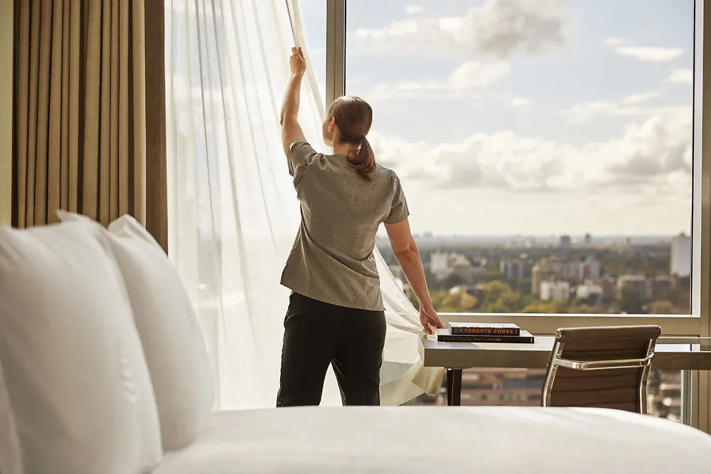 Four Seasons Hotel Toronto