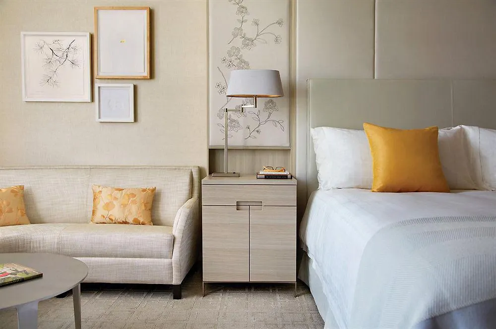 Four Seasons Hotel Toronto 5*,  Canada